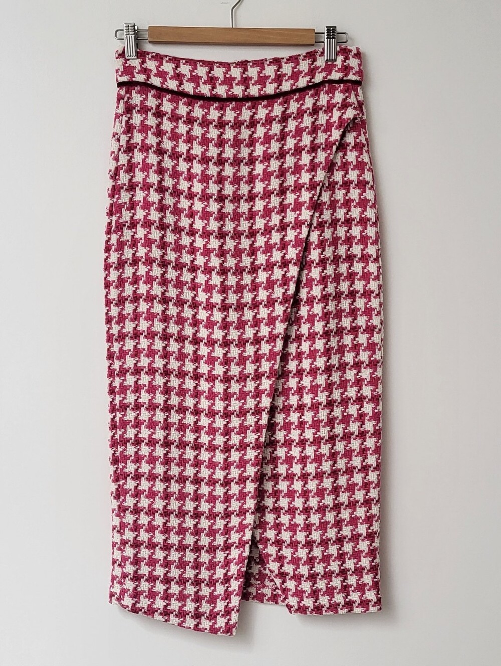 Zara Pink Houndstooth Pencil Skirt